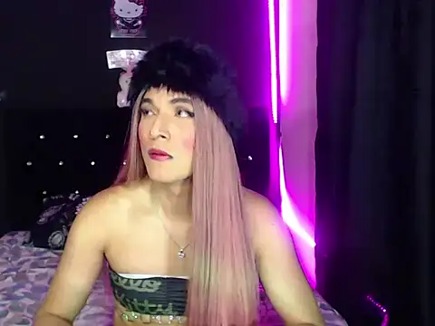 madame kitty online show from 06-17-26, 06:46