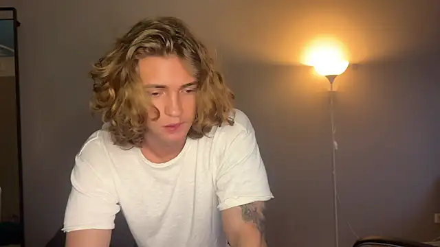 DanielWalkerr online show from 07-08-26, 06:52