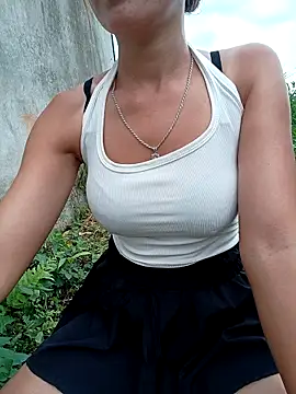 Snapshot of Sky-beo chatting on 06-21-26, 10:54 Sky-beo online show from 06-21-26, 10:54