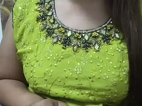 Sizzling Maya online show from 06-14-26, 11:44