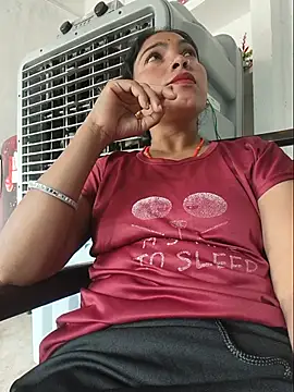 Snapshot of Jankisigh chatting on 07-13-26, 02:00 Jankisigh online show from 07-13-26, 02:00