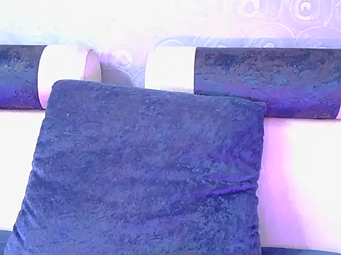 cute-iraa online show from 07-07-26, 07:45