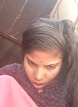 Hotnewbhabi riya online show from 06-10-26, 04:35