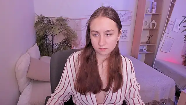 polly bloomm online show from 07-28-26, 05:26