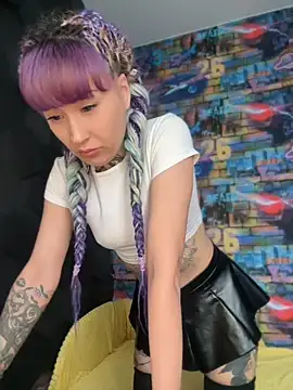 MoonAndDagger online show from 06-07-26, 12:49