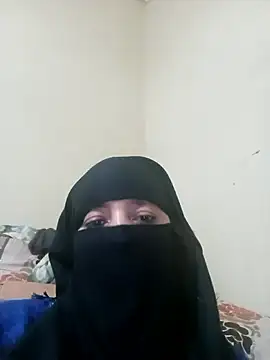 Snapshot of Ahlam_louva chatting on 06-06-26, 03:06 Ahlam louva online show from 06-06-26, 03:06