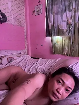 Snapshot of Asianpinaylicious chatting on 06-21-26, 06:52 Asianpinaylicious online show from 06-21-26, 06:52