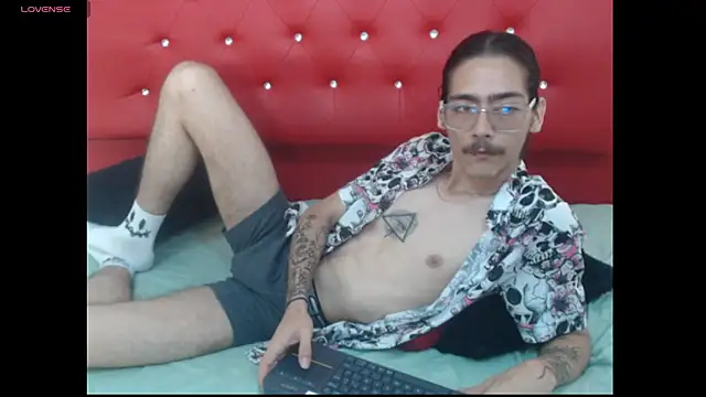 bigcock robert online show from 06-15-26, 07:35