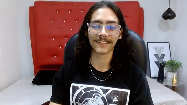 bigcock robert online show from 06-27-26, 05:52