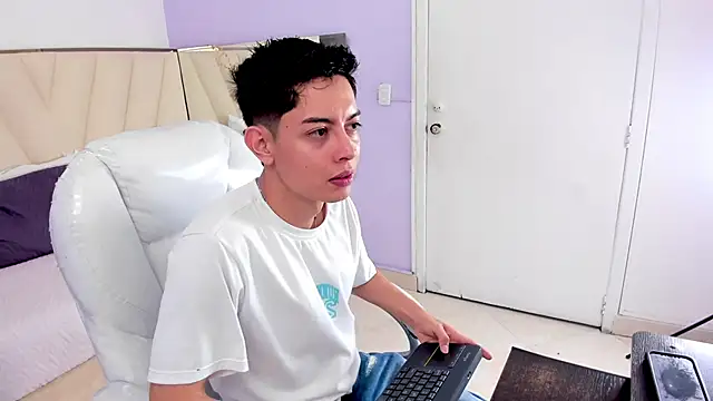 Ethan12  online show from 06-14-26, 03:08