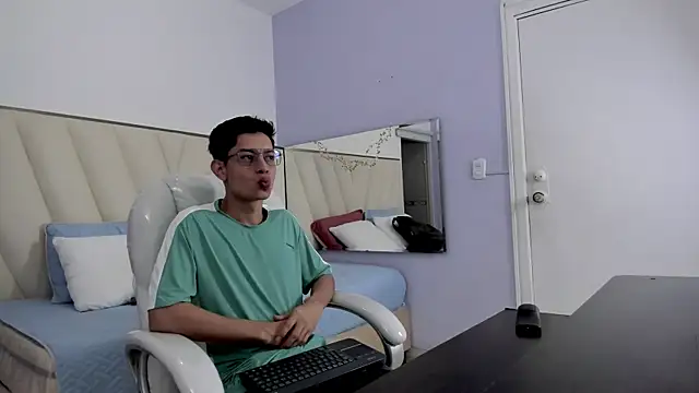 Ethan12  online show from 06-20-26, 03:11
