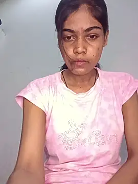 Snapshot of aapki_priya chatting on 06-08-26, 04:24 aapki priya online show from 06-08-26, 04:24