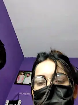 Swetie Priyaaaaa online show from 06-09-26, 07:42