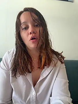 Emma Jonas online show from 07-27-26, 08:38
