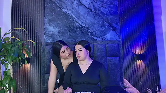 elara and amber online show from 06-07-26, 02:06