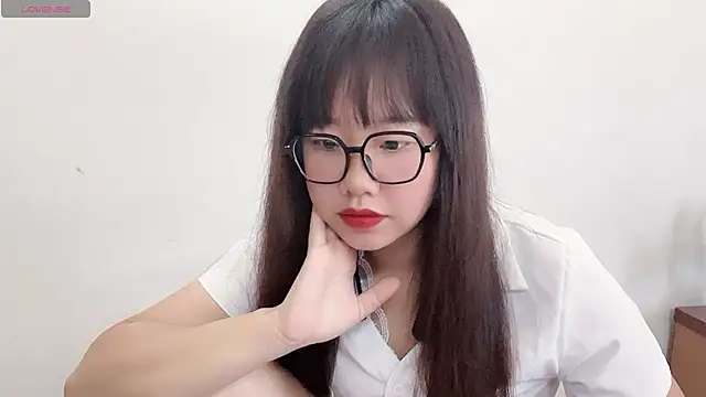 Snapshot of G-nuonuo chatting on 07-25-26, 12:51 G-nuonuo online show from 07-25-26, 12:51