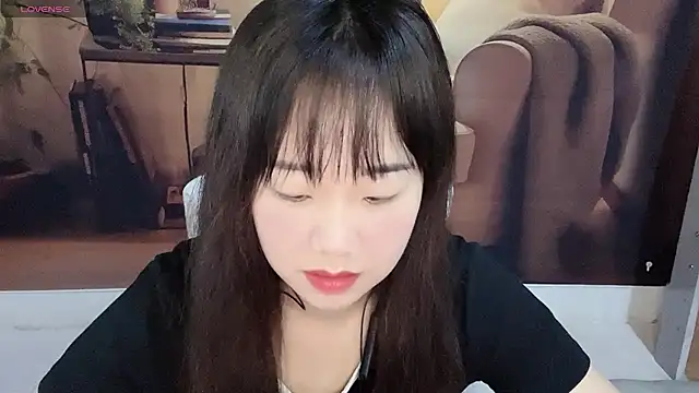 Snapshot of G-nuonuo chatting on 07-01-26, 04:24 G-nuonuo online show from 07-01-26, 04:24