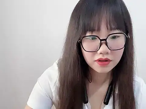 Snapshot of G-nuonuo chatting on 06-24-26, 02:21 G-nuonuo online show from 06-24-26, 02:21