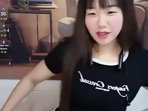 Snapshot of G-nuonuo chatting on 06-26-26, 02:06 G-nuonuo online show from 06-26-26, 02:06
