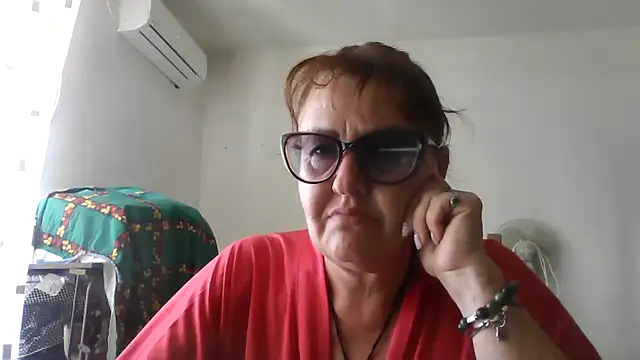 ErikaXShine online show from 06-25-26, 12:10