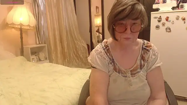 Sharon Amore online show from 05-01-26, 05:40