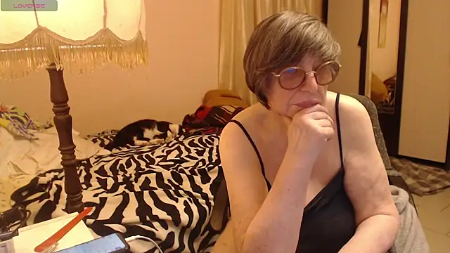 Sharon Amore online show from 10-02-25, 06:00