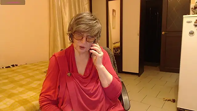 Sharon Amore online show from 09-22-25, 05:52