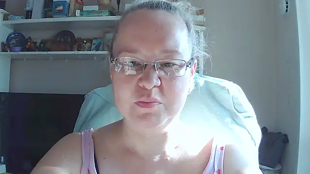 Viola27 online show from 07-08-26, 01:41
