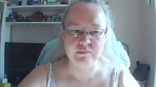 Viola27 online show from 07-09-26, 02:12