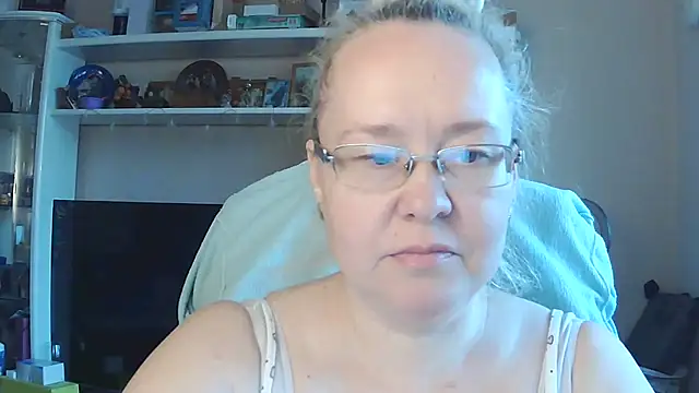 Viola27 online show from 07-09-26, 02:27