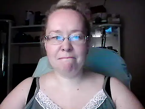 Viola27 online show from 06-11-26, 04:48
