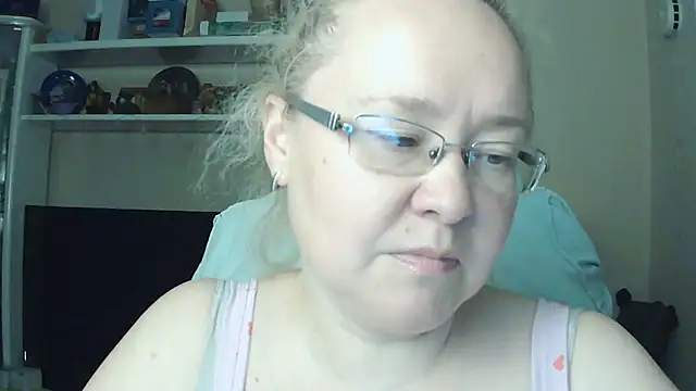 Viola27 online show from 07-06-26, 04:42
