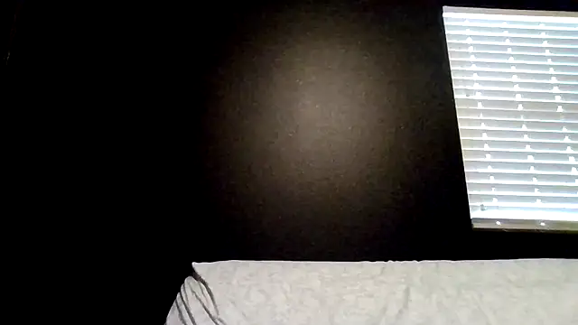 Snapshot of Mikecloudyhawk chatting on 07-08-26, 01:23 Mikecloudyhawk online show from 07-08-26, 01:23
