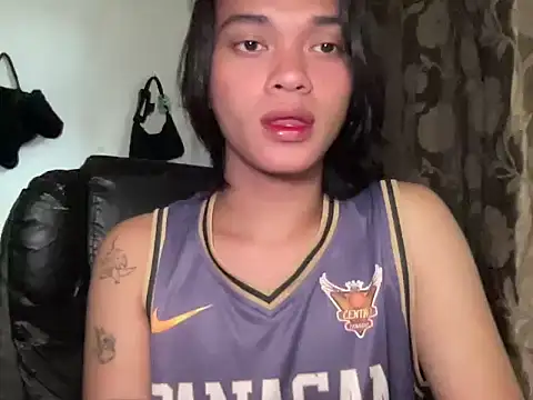 Justine0419 online show from 07-11-26, 08:36