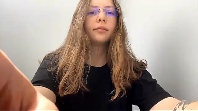 AlisonOhlmacher online show from 06-10-26, 08:04