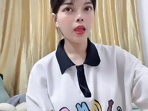 Karen8686 online show from 06-26-26, 03:51