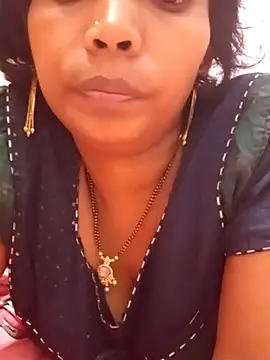 Snapshot of anjali_telugu89 chatting on 06-12-26, 02:26 anjali telugu89 online show from 06-12-26, 02:26