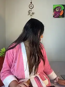 Snapshot of Antonella_Moreau chatting on 07-16-26, 02:58 Antonella Moreau online show from 07-16-26, 02:58