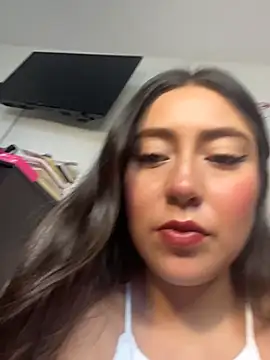 Snapshot of Antonella_Moreau chatting on 07-13-26, 04:50 Antonella Moreau online show from 07-13-26, 04:50