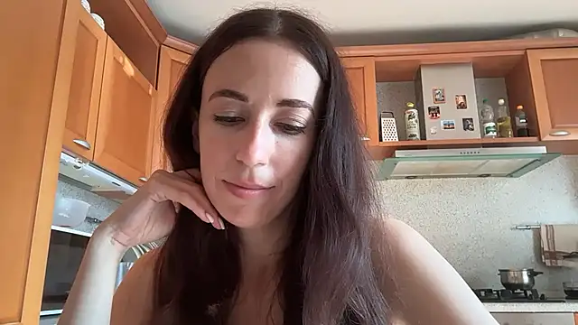 Flamingo Queen online show from 07-14-26, 04:28