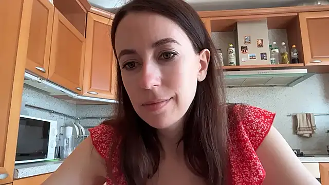 Flamingo Queen online show from 06-18-26, 06:12