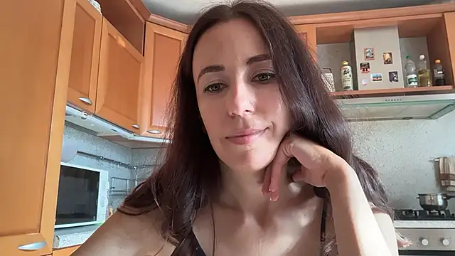 Flamingo Queen online show from 07-15-26, 04:30