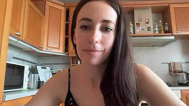 Flamingo Queen online show from 07-14-26, 10:32