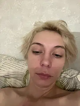 Snapshot of Blondice_ann chatting on 07-25-26, 03:07 Blondice ann online show from 07-25-26, 03:07