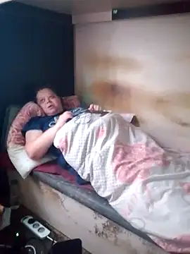 oksana72 online show from 09-30-25, 12:11