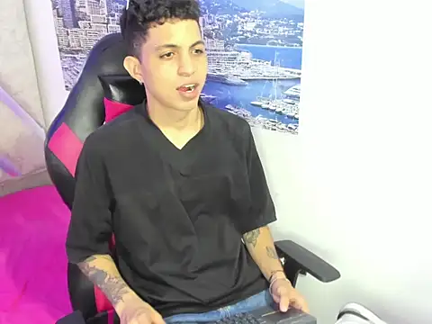 cameron lux77 online show from 07-05-26, 03:22