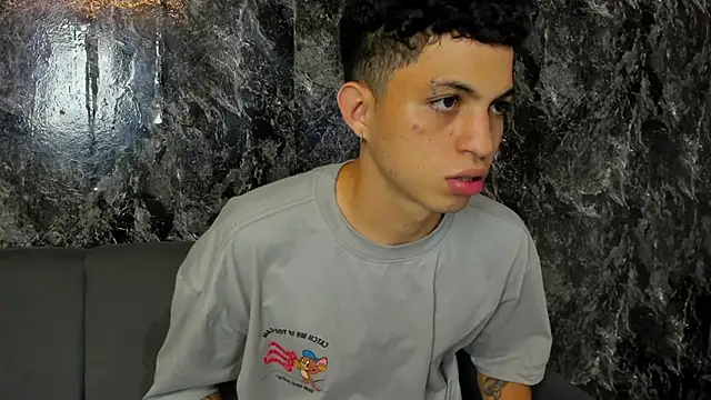 cameron lux77 online show from 06-19-26, 04:18