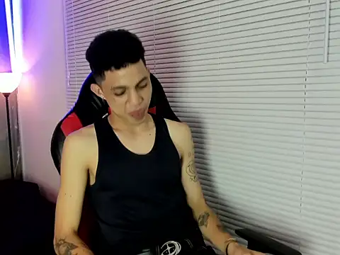 cameron lux77 online show from 06-25-26, 05:12