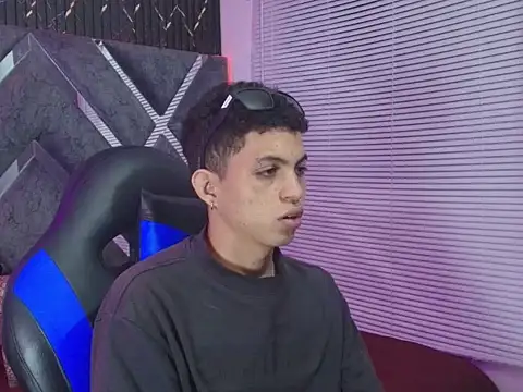 cameron lux77 online show from 07-06-26, 03:35