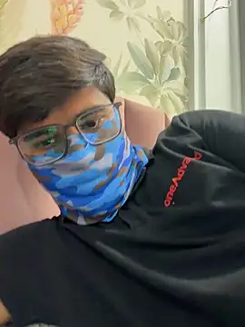 Snapshot of dreamy_boy chatting on 06-11-26, 04:42 dreamy boy online show from 06-11-26, 04:42